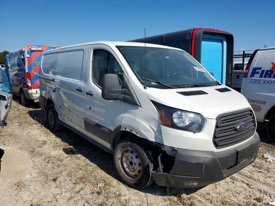 71942386 :رقم المزاد ، 1FTYE1YM0KKA09211 vin ، 2019 Ford Transit 15 مزاد بيع