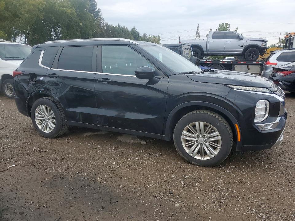 70375506 :رقم المزاد ، JA4J4UA84NZ610761 vin ، 2022 Mitsubishi Outlander مزاد بيع