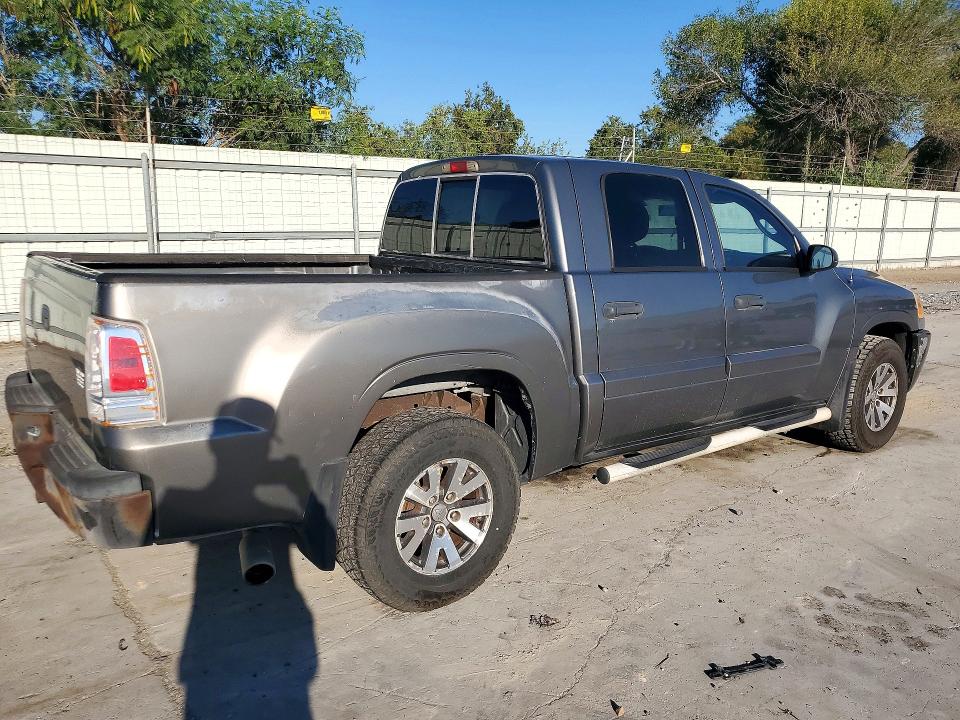 72426176 :رقم المزاد ، 1Z7HC28K67S110680 vin ، 2007 Mitsubishi Raider مزاد بيع