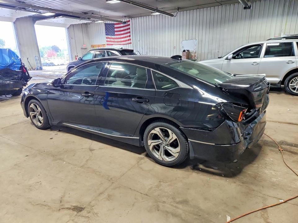 71088876 :رقم المزاد ، 1HGCV1F52JA064707 vin ، 2018 Honda Accord مزاد بيع