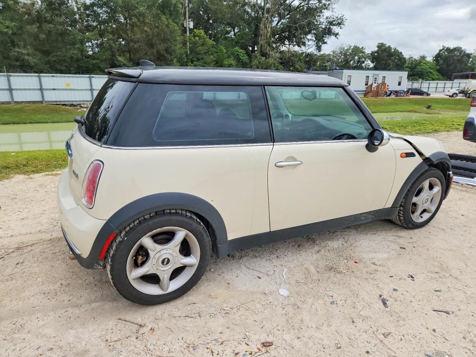 2005 Mini Cooper მანქანა იყიდება აუქციონზე, vin: WMWRC33425TC56323, აუქციონის ნომერი: 71246986