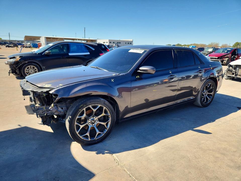 2016 Chrysler 300 მანქანა იყიდება აუქციონზე, vin: 2C3CCABG9GH224320, აუქციონის ნომერი: 71772716