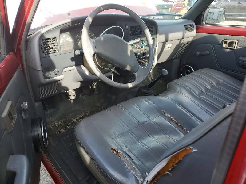 71637046 :رقم المزاد ، 4TARN81A2NZ022529 vin ، 1992 Toyota Pickup مزاد بيع