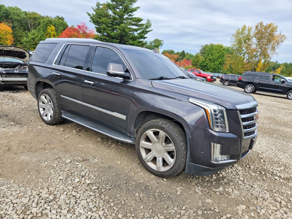 Продажа на аукционе авто 2017 Cadillac Escalade, vin: 1GYS4BKJ1HR211739, номер лота: 71438296