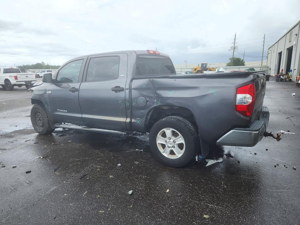 71800636 :رقم المزاد ، 5TFEY5F10JX243442 vin ، 2018 Toyota Tundra مزاد بيع