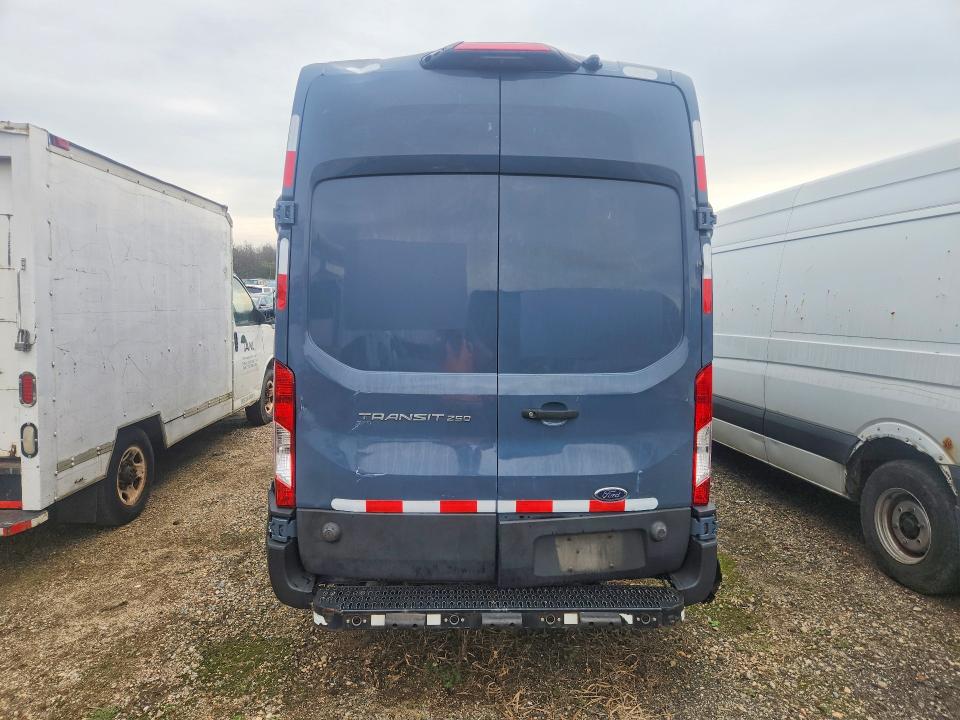 66549516 :رقم المزاد ، 1FTBR3X81LKB28123 vin ، 2020 Ford Transit مزاد بيع