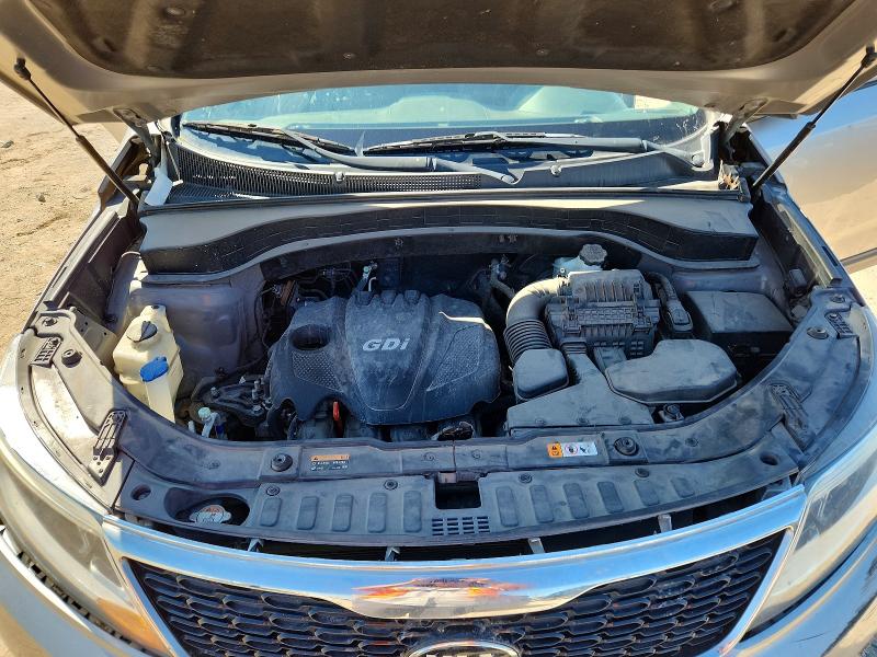 72013566 :رقم المزاد ، 5XYKT3A67FG580838 vin ، 2015 Kia Sorento مزاد بيع