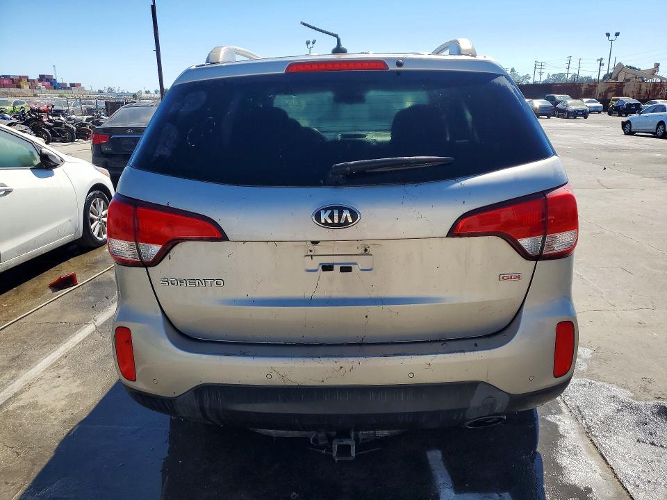 Продажа на аукционе авто 2015 Kia Sorento, vin: 5XYKT4A67FG592543, номер лота: 71320656