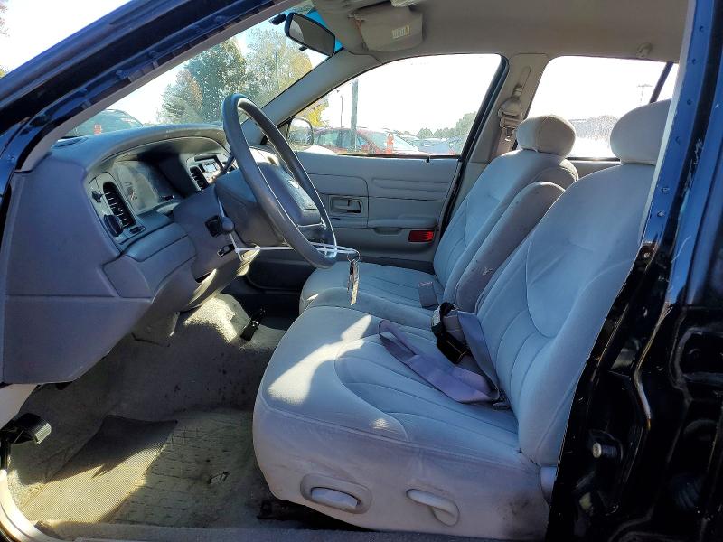 Продаж на аукціоні авто 2002 Ford Crown Victoria, vin: 2FAFP71W92X158851, номер лоту: 73825216