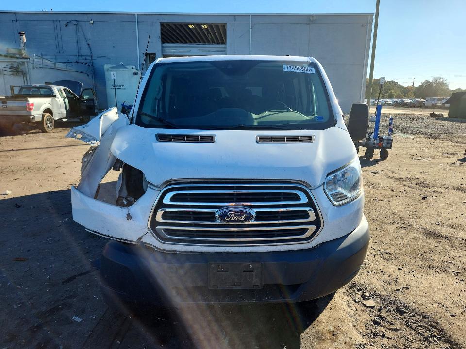 71456966 :رقم المزاد ، 1FBZX2ZM1GKB18615 vin ، 2016 Ford Transit مزاد بيع