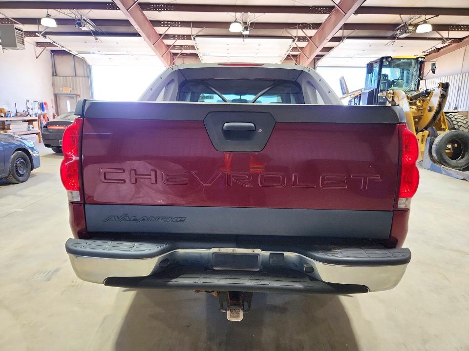 72045786 :رقم المزاد ، 3GNEK12T24G142419 vin ، 2004 Chevrolet Avalanche مزاد بيع
