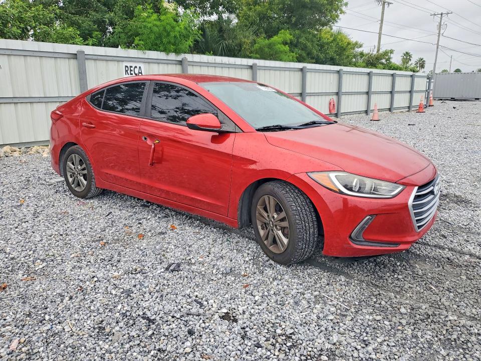 71795236 :رقم المزاد ، 5NPD84LF5HH012208 vin ، 2017 Hyundai Elantra مزاد بيع