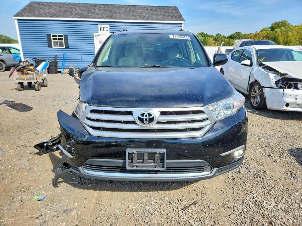 Продажа на аукционе авто 2012 Toyota Highlander, vin: 5TDBK3EH3CS118113, номер лота: 71180646