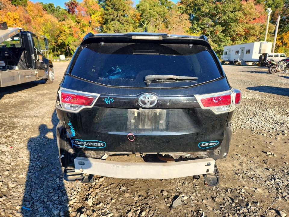Продажа на аукционе авто 2014 Toyota Highlander, vin: 5TDBKRFH3ES039707, номер лота: 72017556