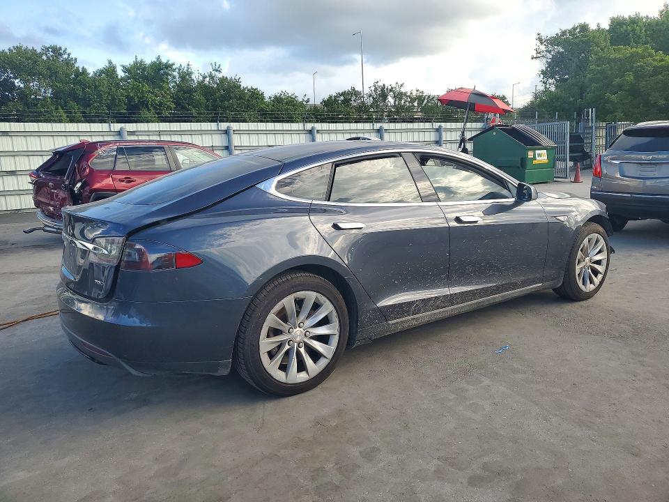 Продаж на аукціоні авто 2016 Tesla Model S, vin: 5YJSA1E28GF133820, номер лоту: 71936056