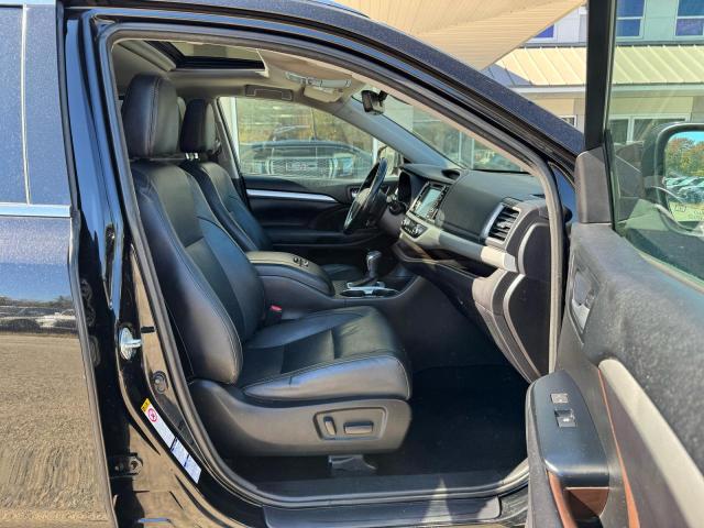 Продаж на аукціоні авто 2017 Toyota Highlander Hybrid, vin: 5TDJGRFH5HS028970, номер лоту: 72351176