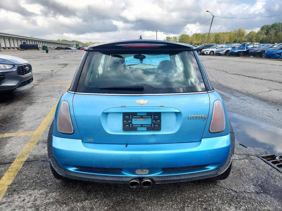 72809476 :رقم المزاد ، WMWRE33474TD77826 vin ، 2004 Mini Cooper مزاد بيع