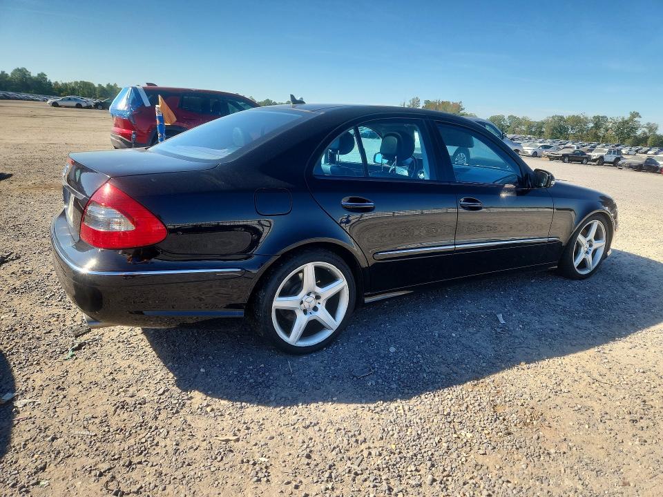 71079276 :رقم المزاد ، WDBUF56X49B423651 vin ، 2009 Mercedes-benz E مزاد بيع