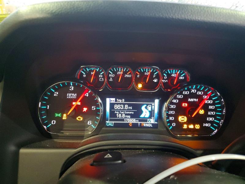 72422826 :رقم المزاد ، 1GNSKGKC6LR129399 vin ، 2020 Chevrolet Suburban مزاد بيع
