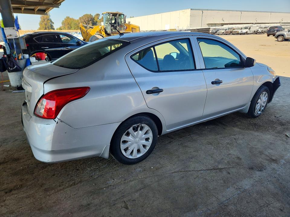 2017 Nissan Versa მანქანა იყიდება აუქციონზე, vin: 3N1CN7AP6HL805912, აუქციონის ნომერი: 72053546