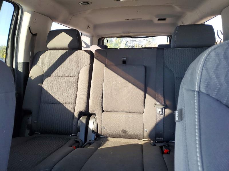 Продажа на аукционе авто 2018 Chevrolet Suburban, vin: 1GNSKGKC2JR402691, номер лота: 72302986