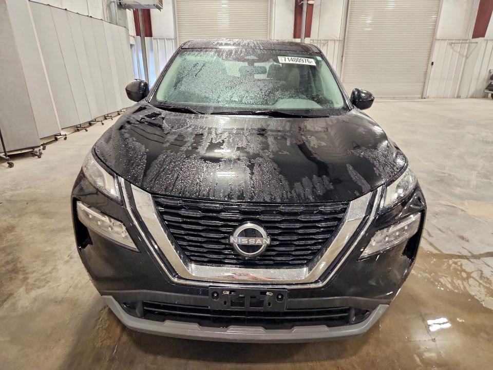 71400976 :رقم المزاد ، 5N1BT3BB3PC859412 vin ، 2023 Nissan Rogue مزاد بيع