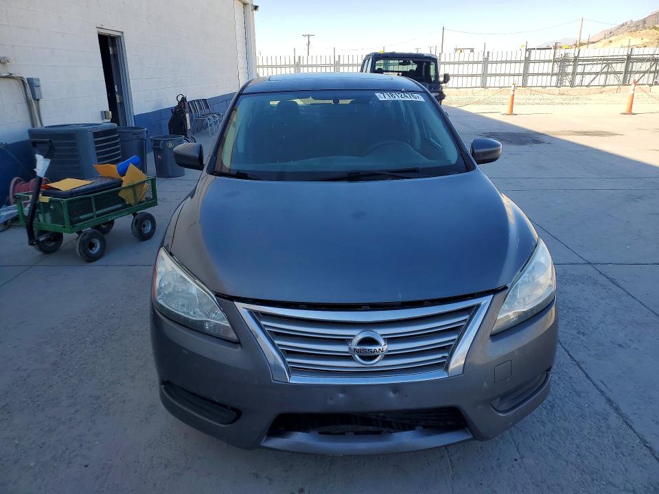 Продажа на аукционе авто 2015 Nissan Sentra, vin: 3N1AB7AP8FY241728, номер лота: 71812476