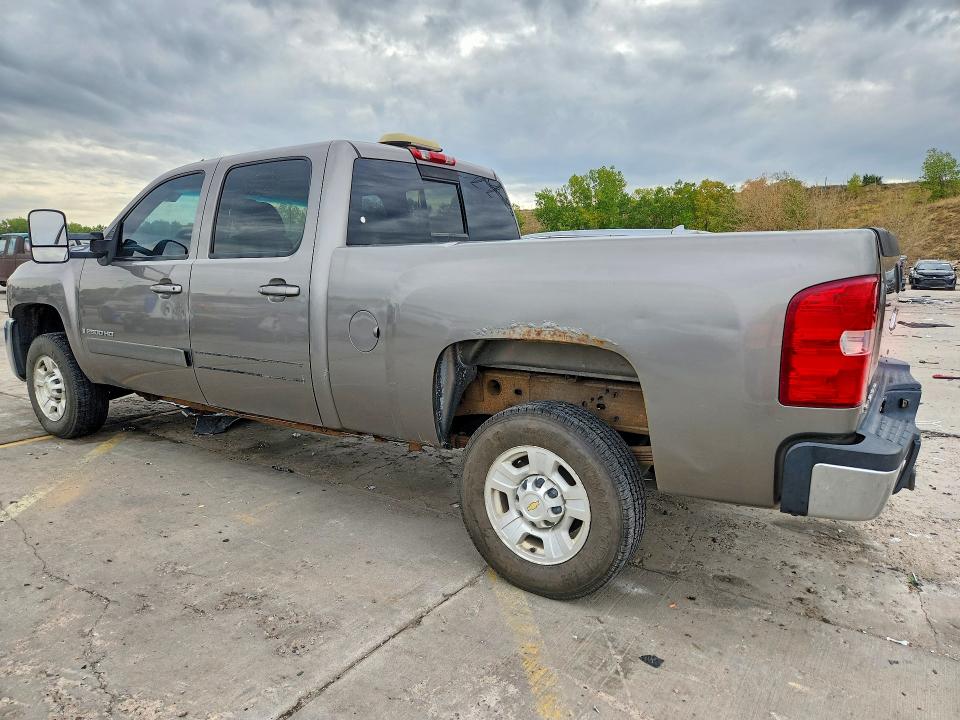 Продажа на аукционе авто 2008 Chevrolet Silverado, vin: 1GCHK23698F125970, номер лота: 70932046