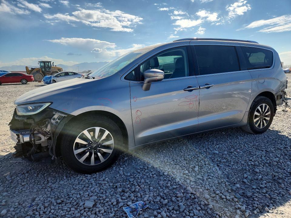 Продажа на аукционе авто 2021 Chrysler Pacifica, vin: 2C4RC1BG8MR527620, номер лота: 71263326