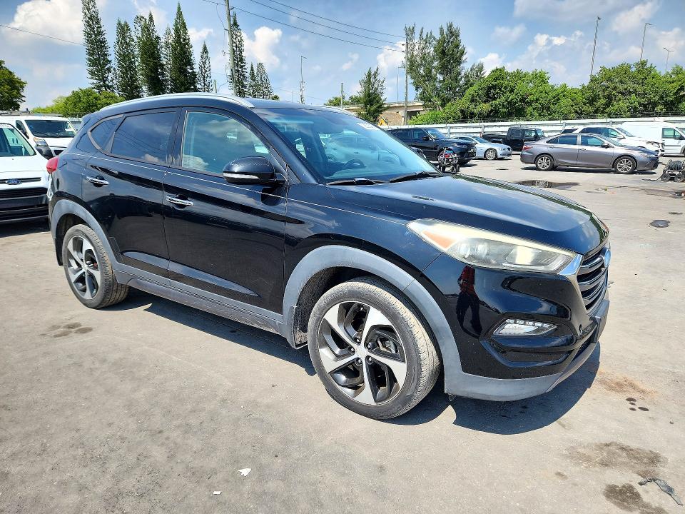 Продажа на аукционе авто 2016 Hyundai Tucson, vin: KM8J33A26GU122602, номер лота: 72522276