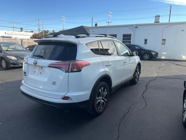 72607296 :رقم المزاد ، JTMBFREV7HJ700751 vin ، 2017 Toyota Rav4 مزاد بيع