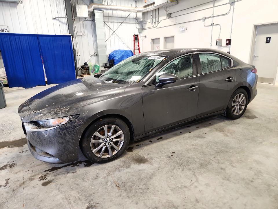 Продажа на аукционе авто 2019 Mazda 3, vin: JM1BPAB77K1119715, номер лота: 72731836