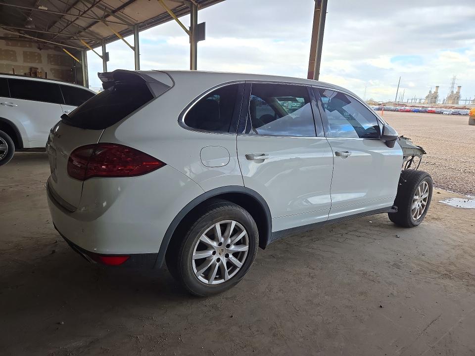 2012 Porsche Cayenne მანქანა იყიდება აუქციონზე, vin: WP1AA2A27CLA06408, აუქციონის ნომერი: 72639436