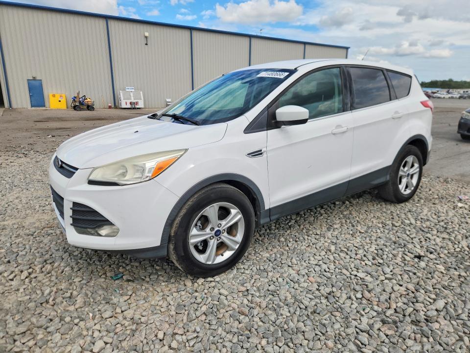 2014 Ford Escape მანქანა იყიდება აუქციონზე, vin: 1FMCU0GX5EUD22407, აუქციონის ნომერი: 71480666