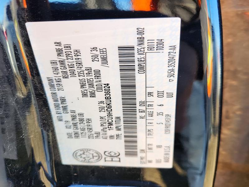 72684156 :رقم المزاد ، 1FMCU9HD6KUB36024 vin ، 2019 Ford Escape مزاد بيع