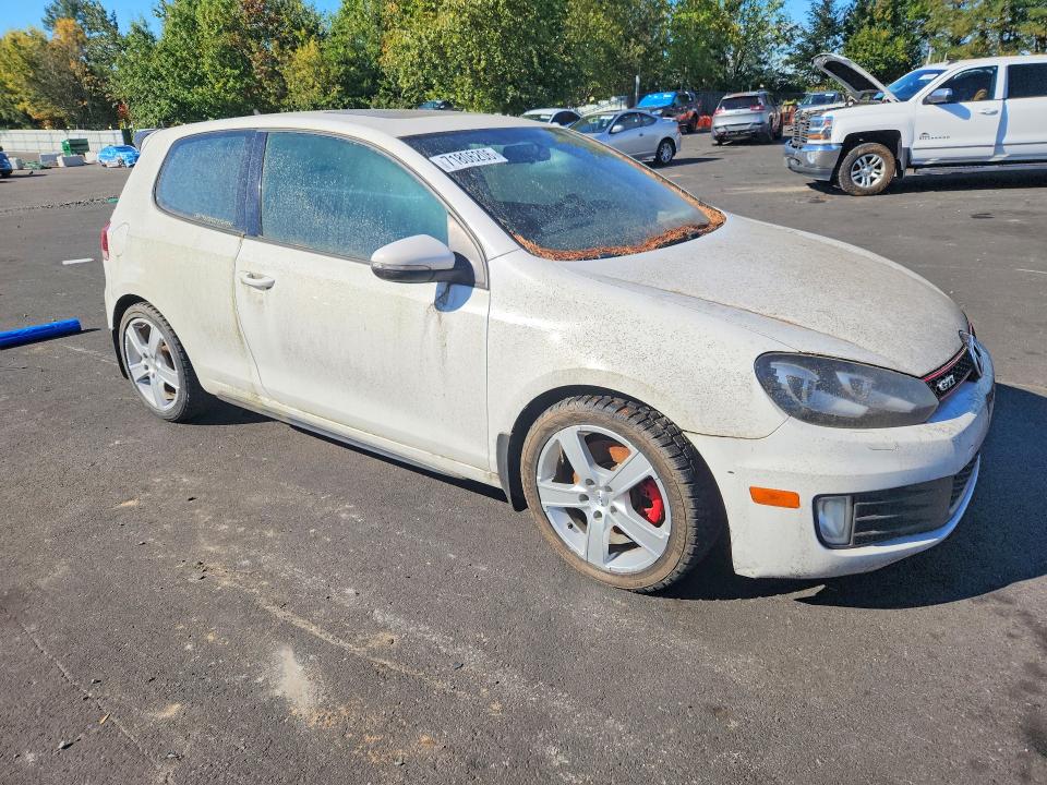 2013 Volkswagen Gti მანქანა იყიდება აუქციონზე, vin: WVWFD7AJXDW061986, აუქციონის ნომერი: 71806206
