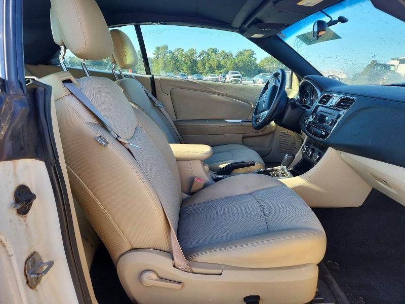2013 Chrysler 200 მანქანა იყიდება აუქციონზე, vin: 1C3BCBEB5DN512016, აუქციონის ნომერი: 71822796