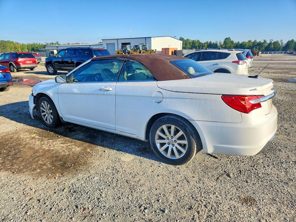 2013 Chrysler 200 მანქანა იყიდება აუქციონზე, vin: 1C3BCBEB5DN512016, აუქციონის ნომერი: 71822796