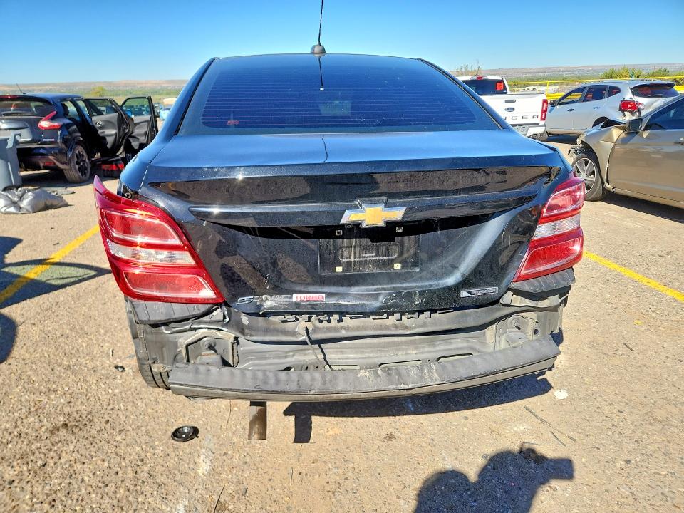 71420416 :رقم المزاد ، 1G1JF5SB4H4124221 vin ، 2017 Chevrolet Sonic مزاد بيع
