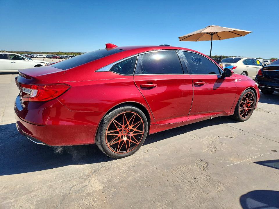 72198076 :رقم المزاد ، 1HGCV1F13JA169446 vin ، 2018 Honda Accord مزاد بيع