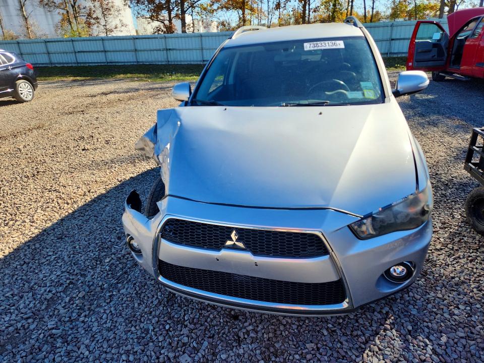 Auction sale of the 2011 Mitsubishi Outlander, vin: JA4JT3AWXBU033142, lot number: 73833136