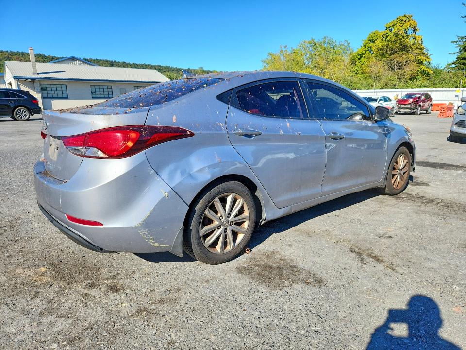 2015 Hyundai Elantra მანქანა იყიდება აუქციონზე, vin: 5NPDH4AE4FH622799, აუქციონის ნომერი: 72146076
