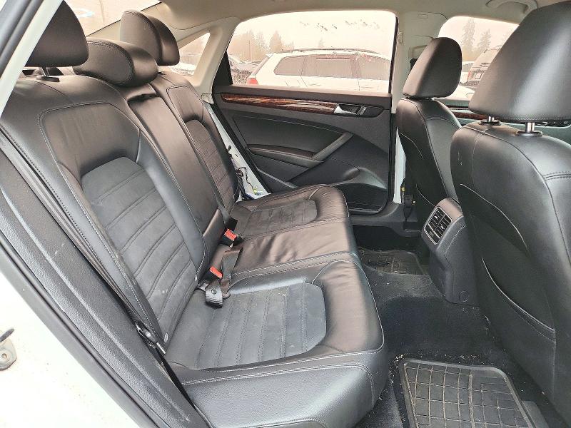 Продажа на аукционе авто 2013 Volkswagen Passat, vin: 1VWCN7A32DC021935, номер лота: 71800076