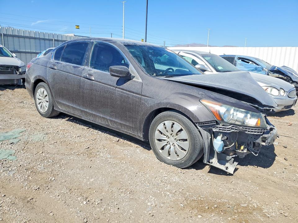 62100176 :رقم المزاد ، 1HGCP2F33BA068300 vin ، 2011 Honda Accord مزاد بيع