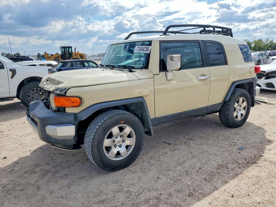 2008 Toyota Fj Cruiser მანქანა იყიდება აუქციონზე, vin: JTEZU11FX8K003455, აუქციონის ნომერი: 71534236