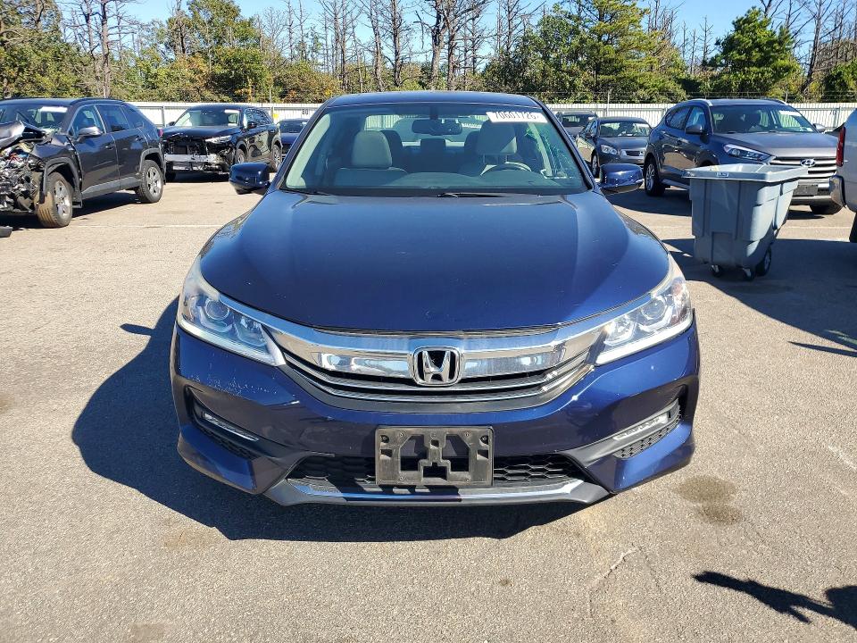 Продажа на аукционе авто 2016 Honda Accord, vin: 1HGCR2F81GA194801, номер лота: 70601726