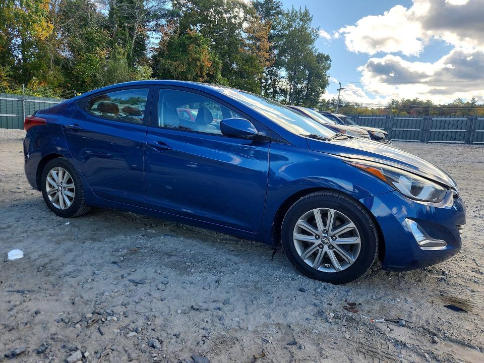 72740876 :رقم المزاد ، KMHDH4AE9FU248191 vin ، 2015 Hyundai Elantra مزاد بيع