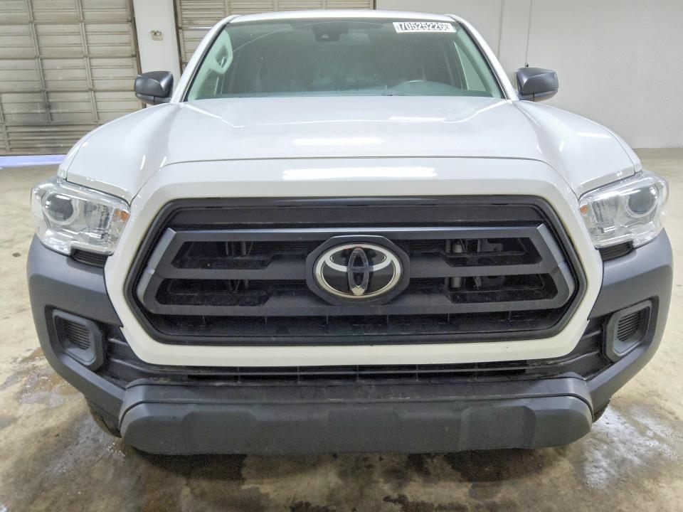 Продаж на аукціоні авто 2022 Toyota Tacoma, vin: 3TYRX5GN4NT046215, номер лоту: 70525226