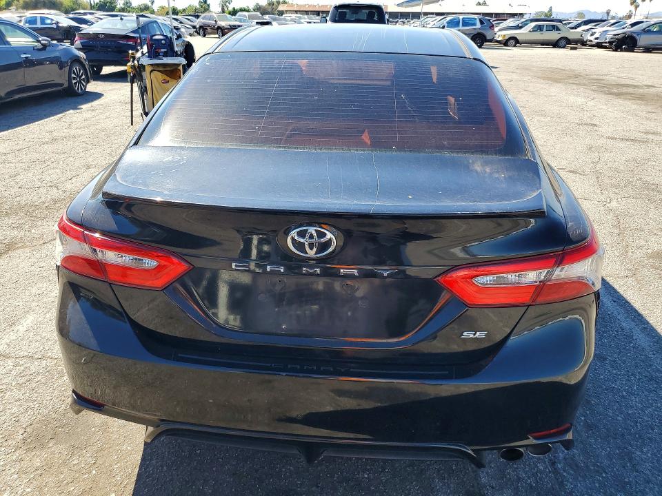 71683296 :رقم المزاد ، JTNB11HK4J3025321 vin ، 2018 Toyota Camry مزاد بيع