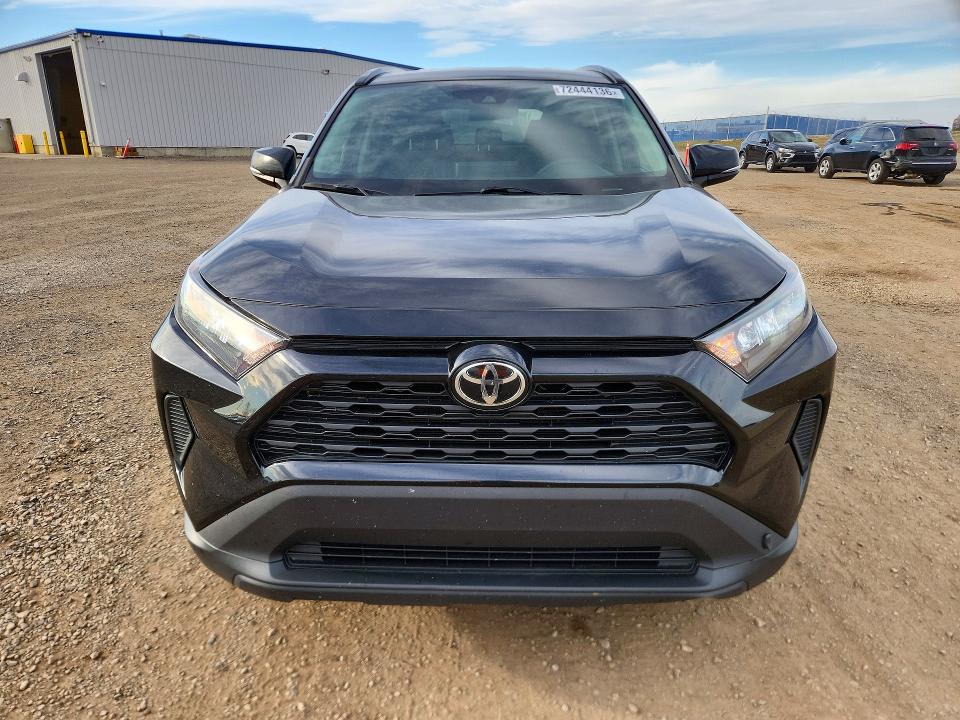 2021 Toyota Rav4 მანქანა იყიდება აუქციონზე, vin: 2T3B1RFV5MC232139, აუქციონის ნომერი: 72444136